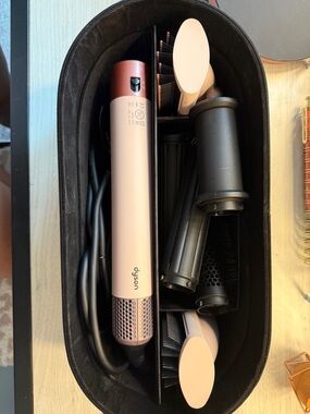 Dyson Airwrap Complete Set - NEVER USED